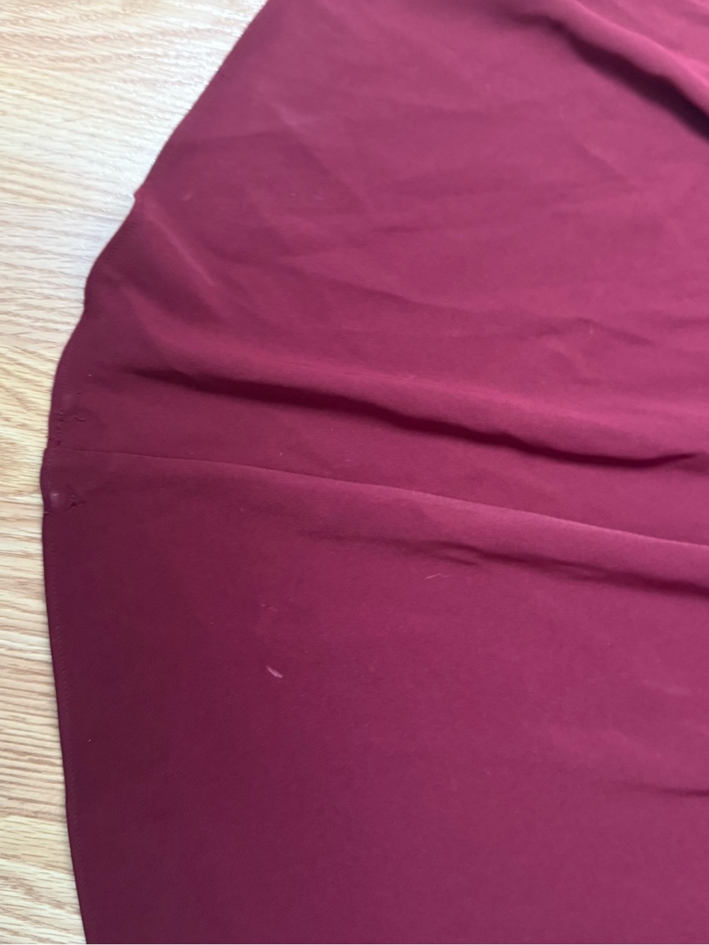 Elliatt Isadora Gown in Burgundy S - Picture 8 of 10